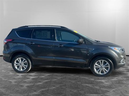 Used 2018 Ford Escape SEL image 6