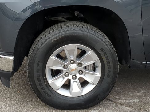 Used 2021 Chevrolet Silverado 1500 LT w/ LPO, Dark Essentials Package image 19