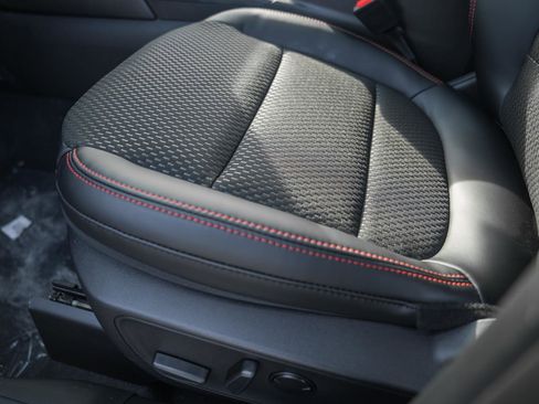 New 2026 Ford Escape ST-Line w/ Tech Pack #1 image 38