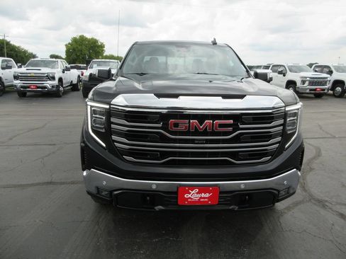 Certified 2024 GMC Sierra 1500 SLT w/ SLT Premium Plus Package AWD/4WD image 13