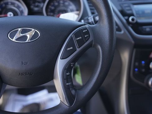 Used 2015 Hyundai Elantra SE w/ Option Group 02 image 23