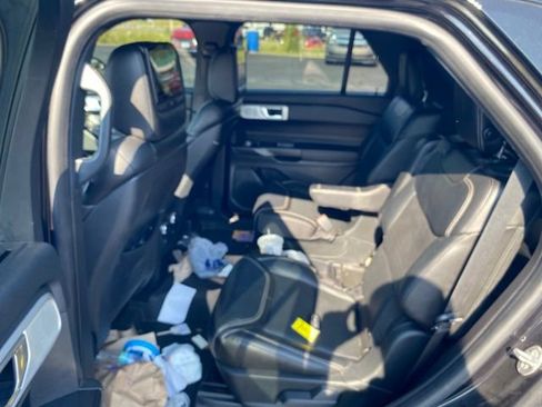 Used 2020 Ford Explorer ST w/ ST Street Pack AWD/4WD image 13