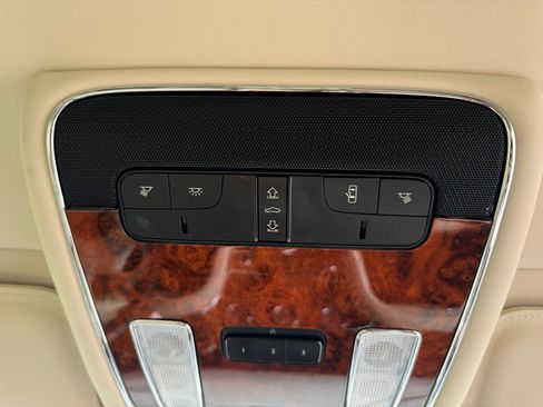 Used 2013 Bentley Mulsanne w/ Rear Entertainment Pkg image 41