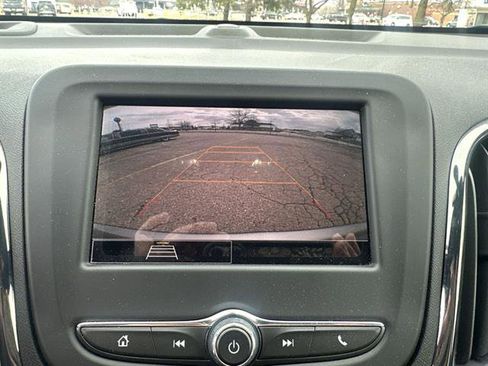 Used 2023 Chevrolet Equinox RS w/ LPO, Floor Liner Package image 21