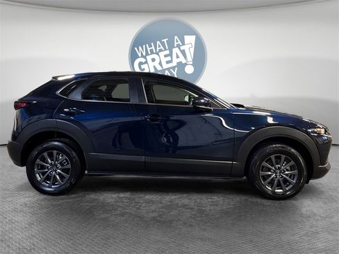 Used 2025 MAZDA CX-30 AWD 2.5 S image 2