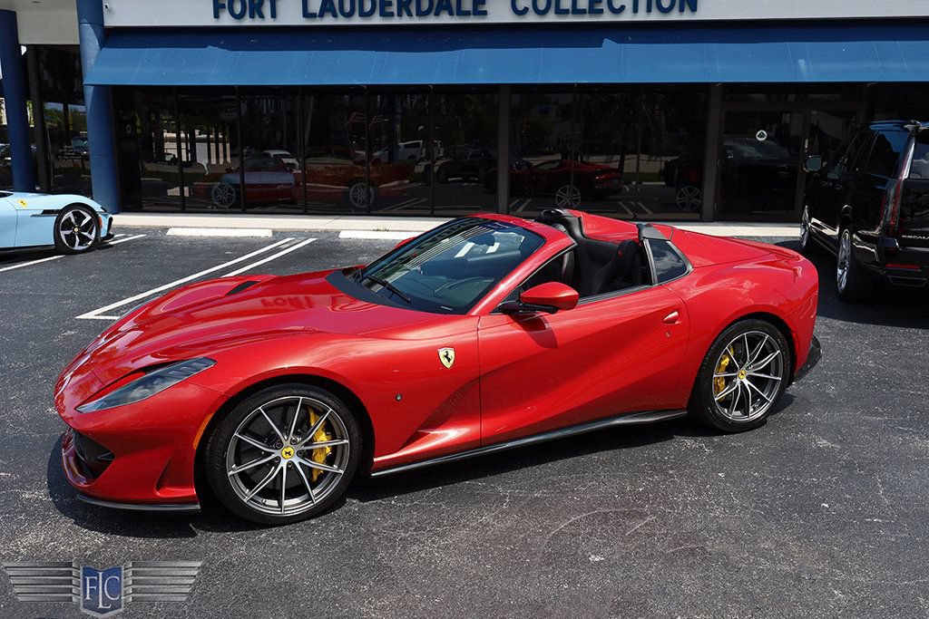 Used 2021 Ferrari 812 GTS RWD image 46