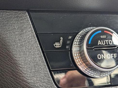 Used 2024 Mitsubishi Outlander SE image 30