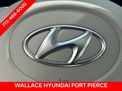 Used 2024 Hyundai Palisade Limited AWD/4WD image 32