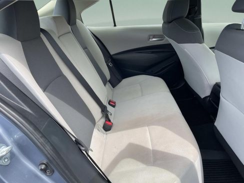 Used 2021 Toyota Corolla LE FWD image 16