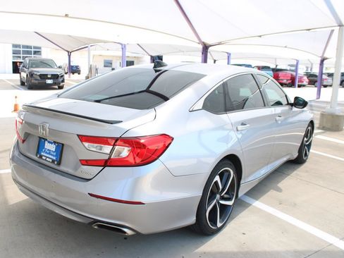 Used 2021 Honda Accord Sport image 6