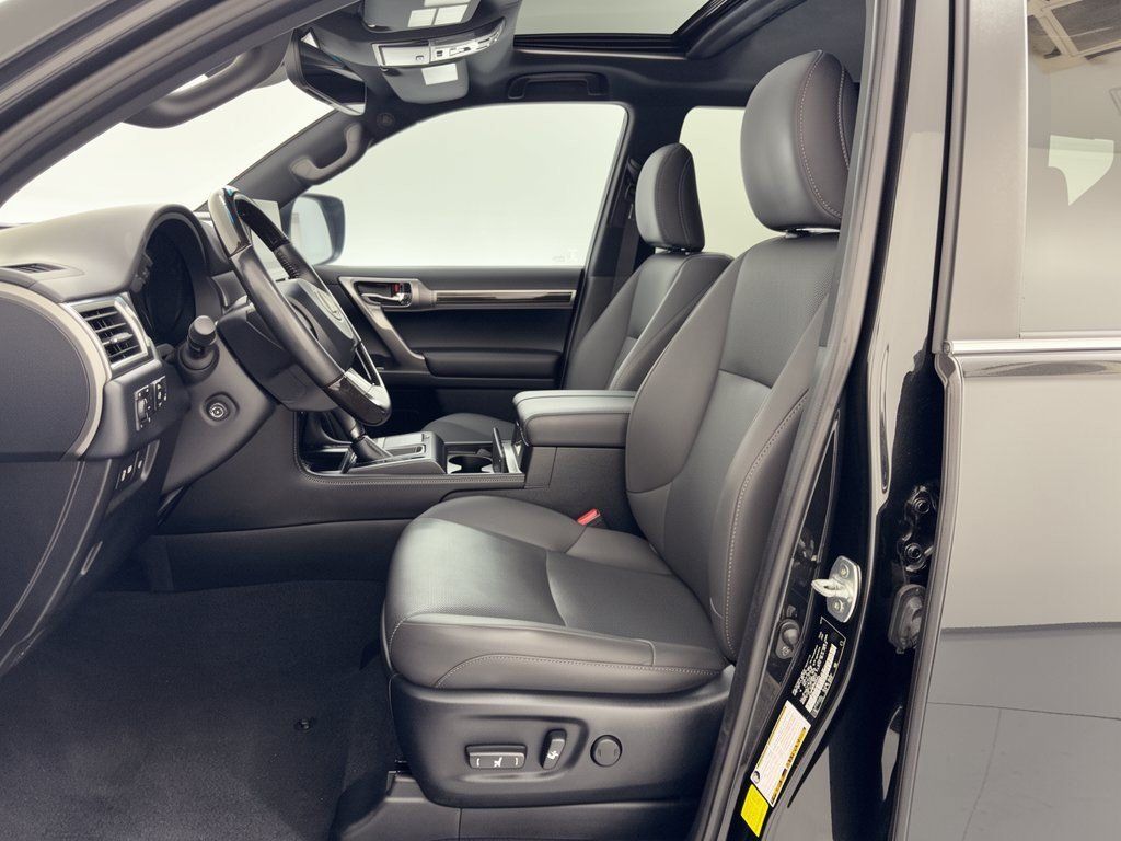 Certified 2023 Lexus GX 460 Premium AWD/4WD image 5