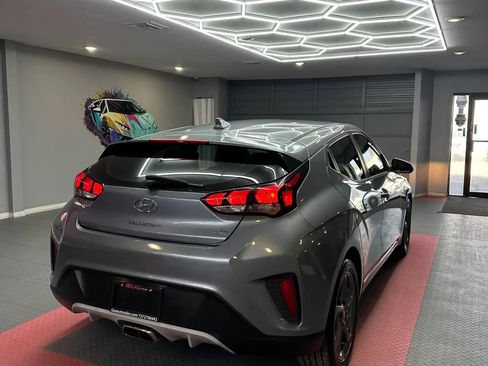 Used 2019 Hyundai Veloster 2.0 FWD image 6
