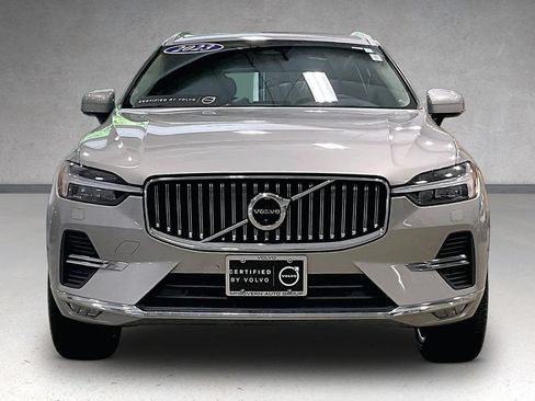Used 2023 Volvo XC60 B6 Ultimate w/ Climate Package AWD/4WD image 2