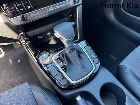 New 2026 Kia Seltos S image 17