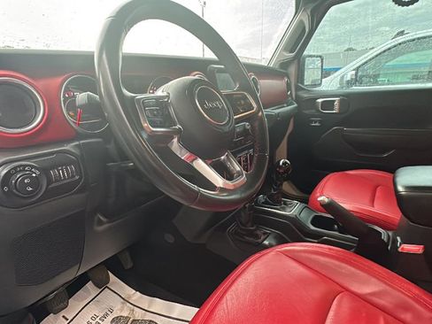 Used 2020 Jeep Gladiator Rubicon image 11