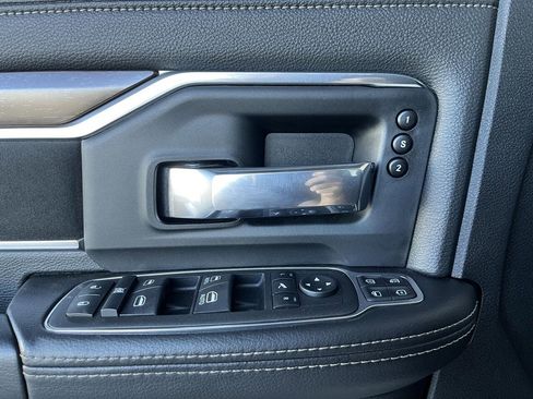 Used 2024 RAM 2500 Laramie w/ Safety Group image 7