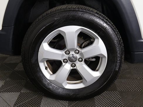 Used 2020 Jeep Compass Limited w/ Premium Lighting Group image 19