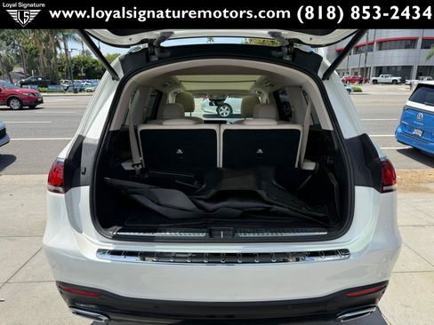 Used 2022 Mercedes-Benz GLS 450 4MATIC image 10