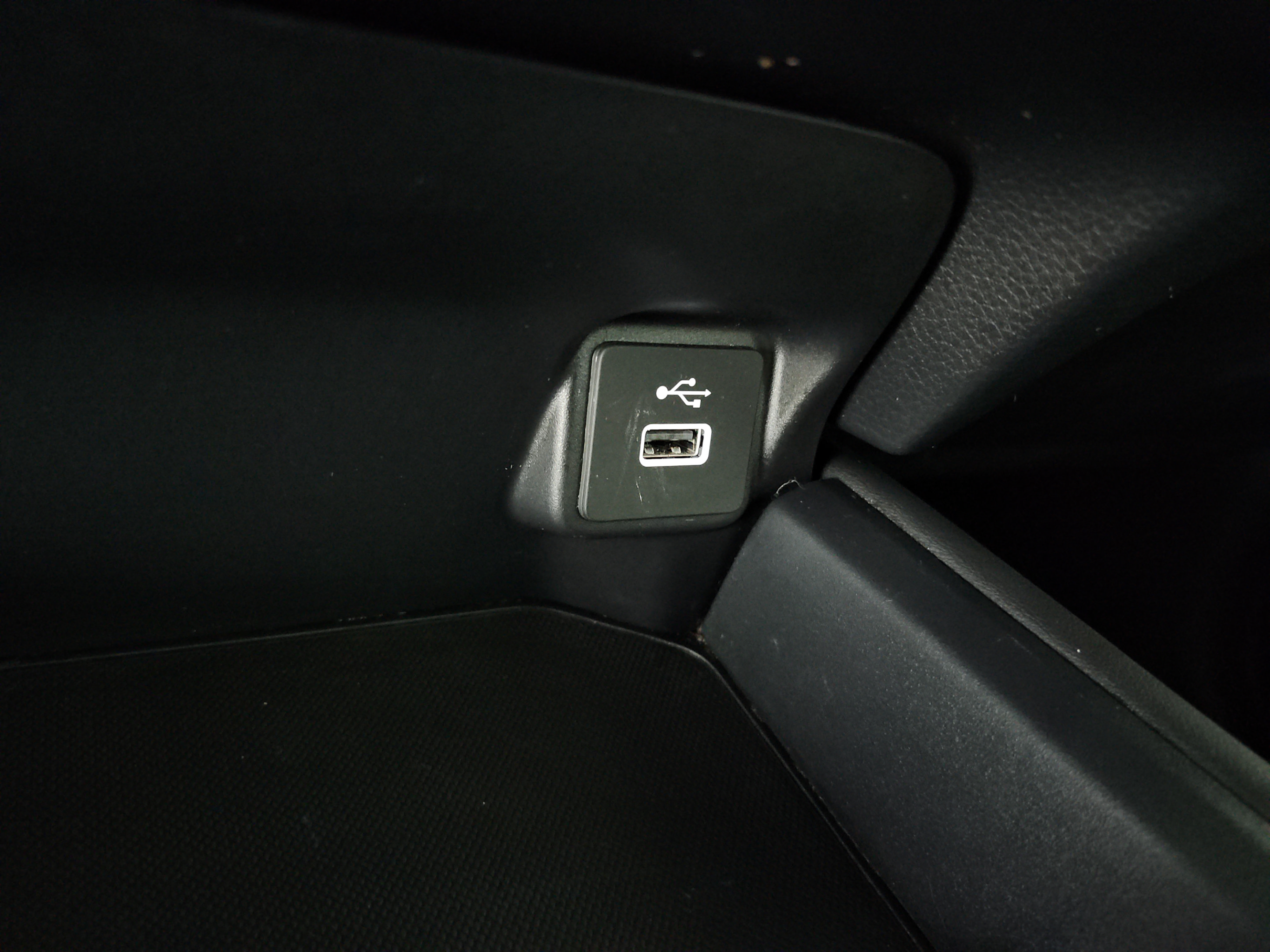 Used 2024 Honda HR-V Sport image 30