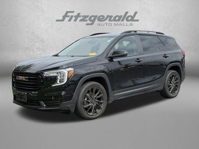 Used 2024 GMC Terrain SLE w/ Driver Convenience Package