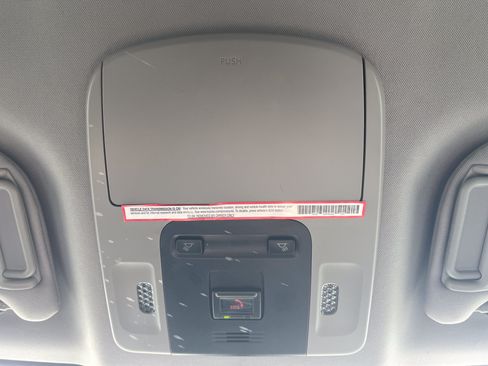Used 2023 Toyota Camry SE FWD image 31
