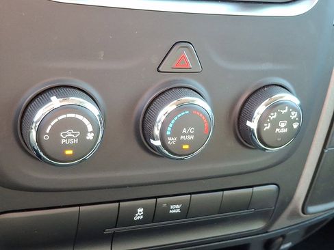 Used 2024 RAM 1500 Tradesman image 15