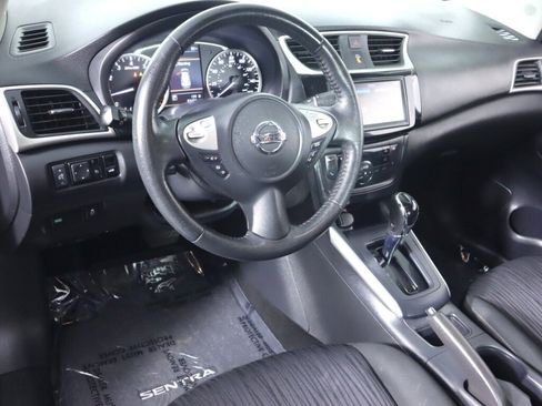 Used 2019 Nissan Sentra SV FWD image 9
