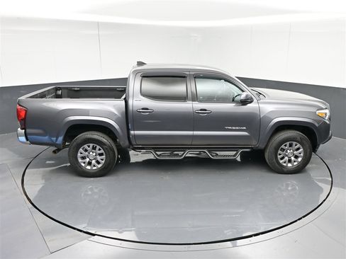 Used 2019 Toyota Tacoma SR5 image 24