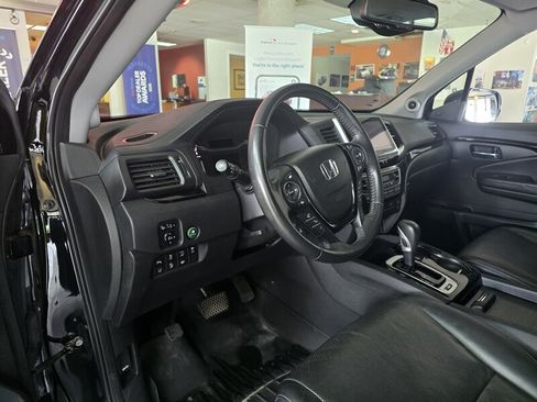 Used 2017 Honda Ridgeline RTL-E image 8