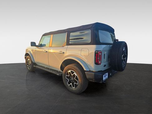 Used 2021 Ford Bronco Outer Banks AWD/4WD image 7