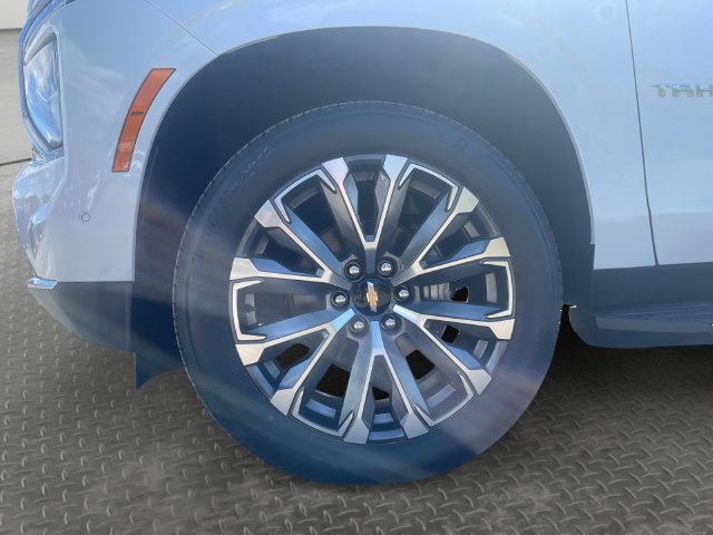 New 2026 Chevrolet Tahoe High Country w/ Sun And Tow Package AWD/4WD image 9