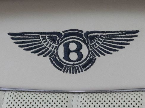 Used 2021 Bentley Flying Spur W12 image 13