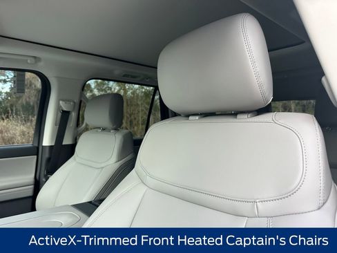 New 2026 Ford Expedition Active image 26