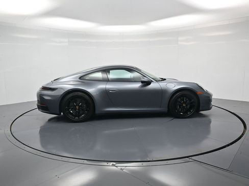 Used 2025 Porsche 911 Carrera image 31