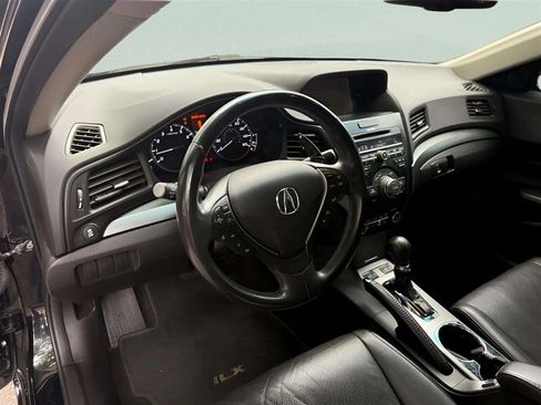 Used 2015 Acura ILX w/ Technology Package FWD image 12