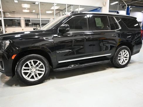 Used 2021 GMC Yukon SLT w/ SLT Luxury Plus Package image 7