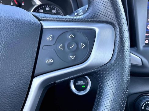 Used 2022 GMC Terrain SLE image 22