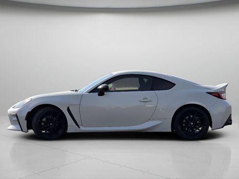 Used 2022 Toyota GR86 Premium RWD image 21