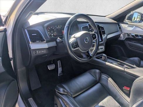Used 2021 Volvo XC90 T8 R-Design w/ Advanced Package image 10