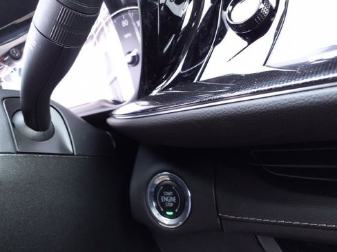 Used 2023 Buick Envision Essence image 13