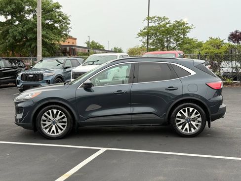 Used 2022 Ford Escape Titanium FWD image 7