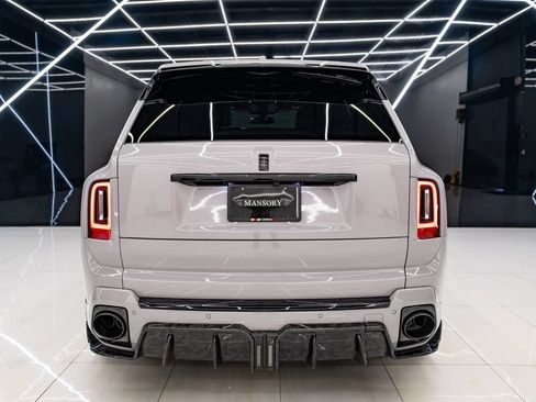 Used 2026 Rolls-Royce Cullinan AWD/4WD image 18