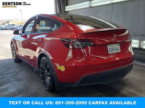 Used 2022 Tesla Model Y Performance AWD/4WD image 3
