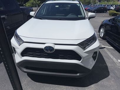 Used 2021 Toyota RAV4 XLE w/ Convenience Package