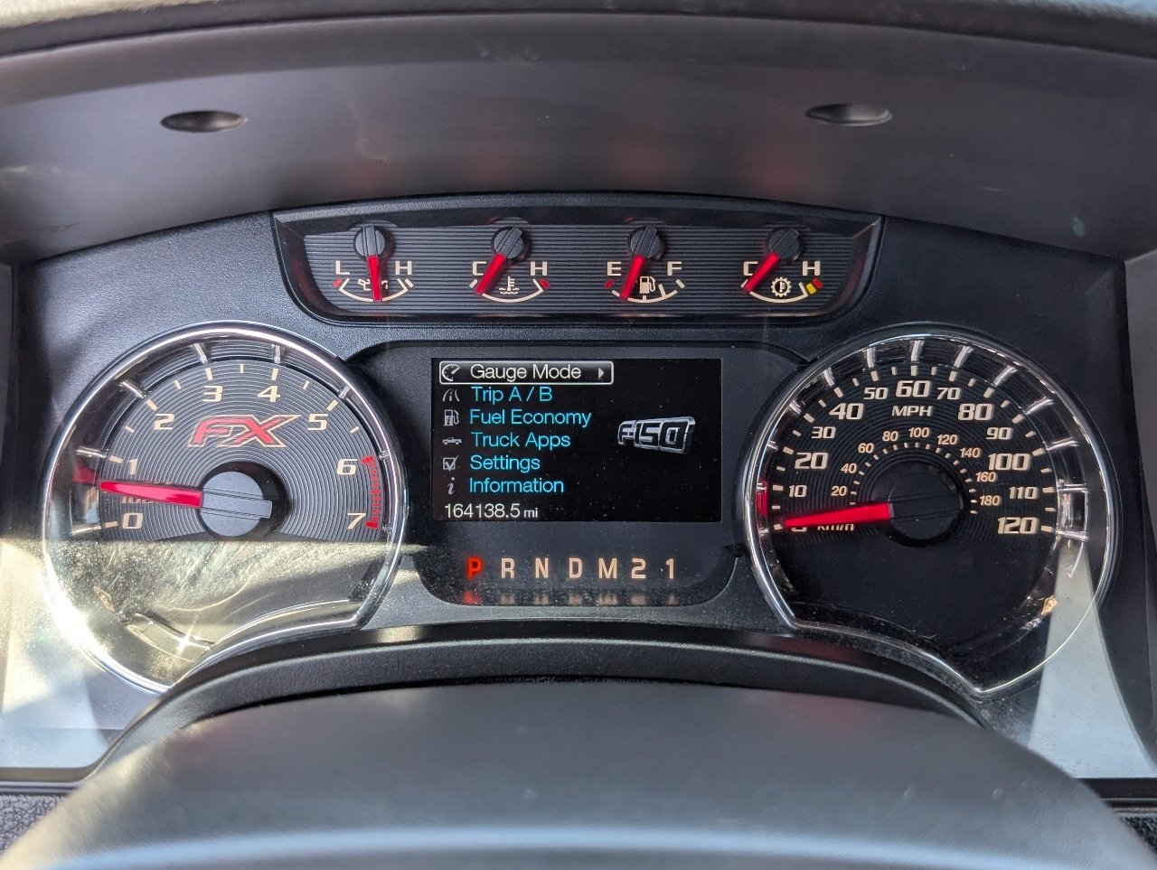 Used 2014 Ford F150 FX4 w/ Equipment Group 402A Luxury AWD/4WD image 19