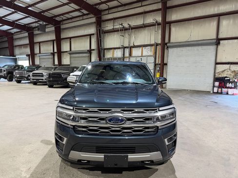 Used 2022 Ford Expedition Max Platinum AWD/4WD image 11