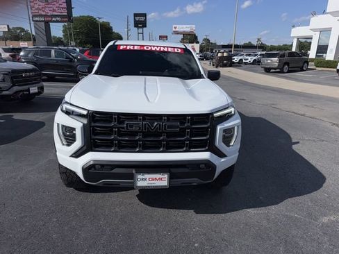 Used 2023 GMC Canyon AT4 w/ AT4 Premium Package AWD/4WD image 9