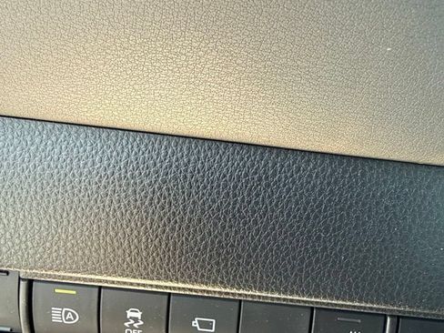 Used 2021 Toyota Venza Limited w/ Advanced Technology Package AWD/4WD image 14