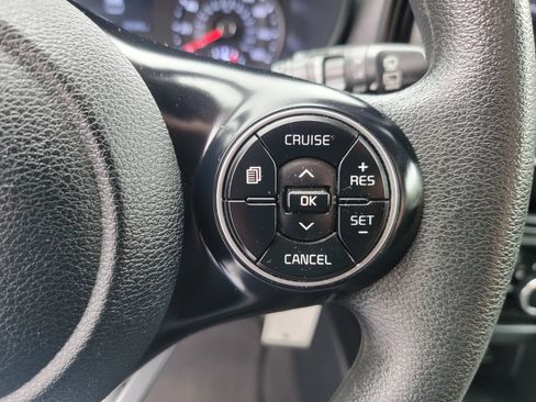 Used 2022 Kia Soul LX w/ Technology Package FWD image 22