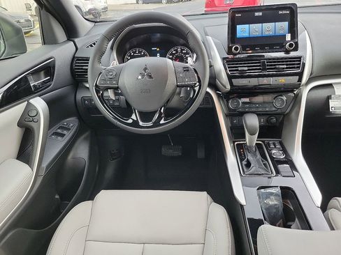 New 2026 Mitsubishi Eclipse Cross SEL image 8